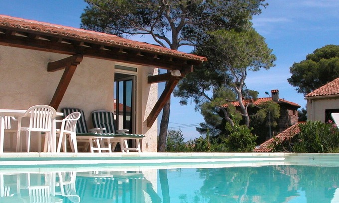 Boulouris-sur-Mer Casa | El estudio Poolhouse + piscina privada climatizada compartida