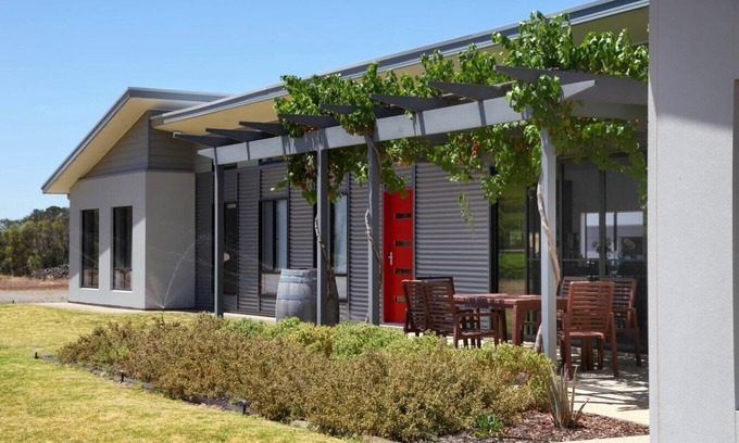 Nuriootpa Casa | The Red Door @ Barossa Valley ★Vineyard View★