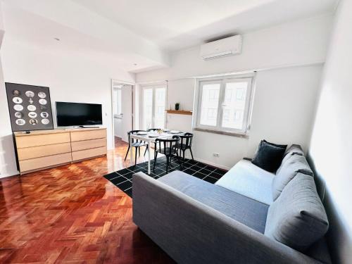 Lisbon Old Town Apartamento | The Redondo House - NO 4E2 - Comfortable One-Bedroom Apartment