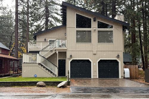 Al Tahoe Casa | The Regan Beach Vista