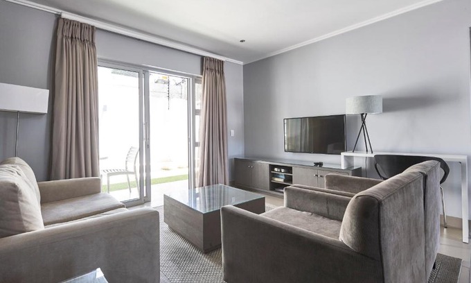 Greater Johannesburg Metropolitan Area Apartamento | The Residency Hurlingham