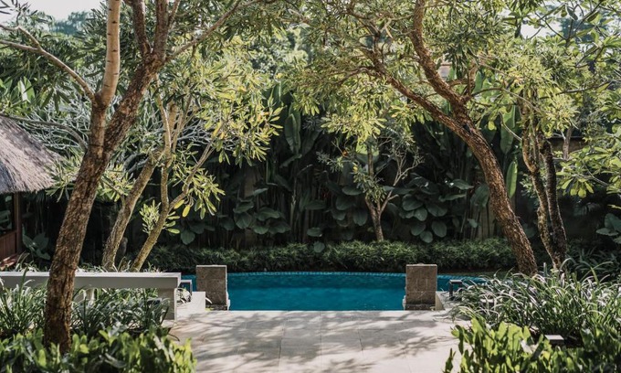 Batu Bolong Complejo | The Retreat at Kharista by Ekosistem