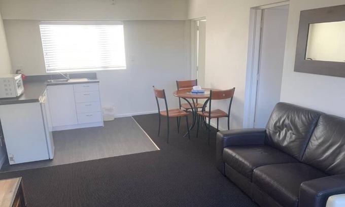 Riccarton Hotel | The Riccarton Hotel