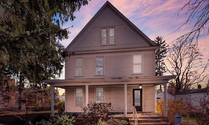 Mount Vernon Casa | The Riley House Charming and close to downtown, MVNU, and Kenyon College.
