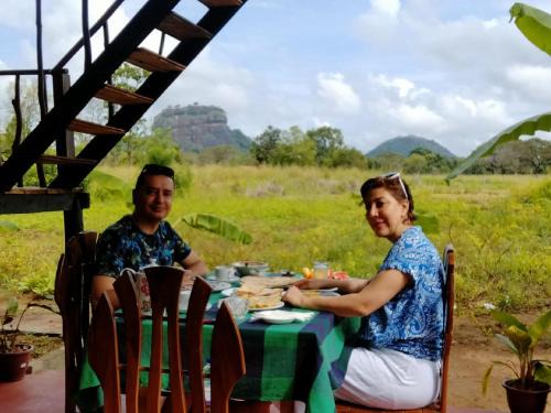 Sigiriya Cabina | The rock & wild sigiriya