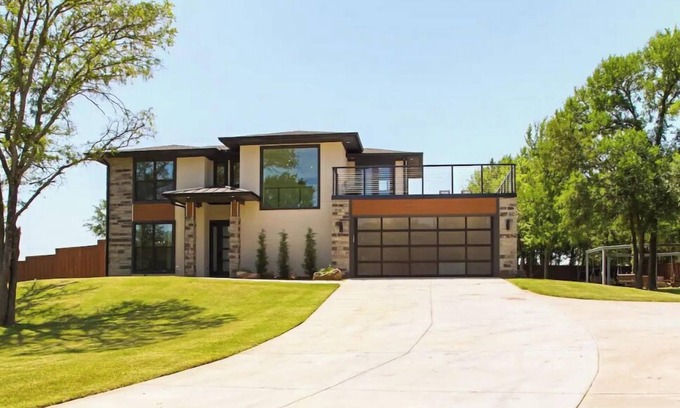 Denison Casa | The Rooftop