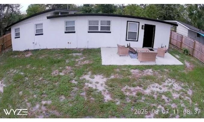 Westside Casa | The Royal Retreat –3 Br Getaway