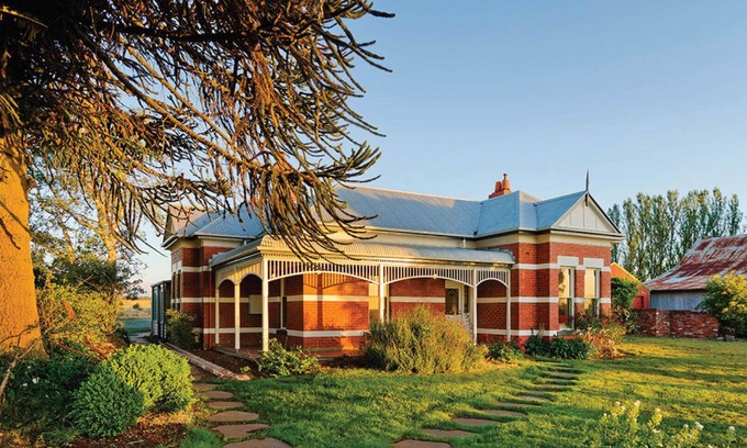 Daylesford Casa | The Royal Standard Farm Daylesford