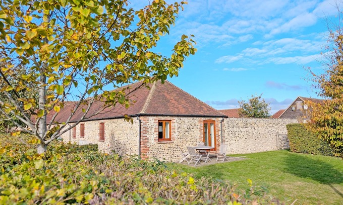 East Lavant Cabaña | Granero convertido establece en el hermoso campo de West Sussex.