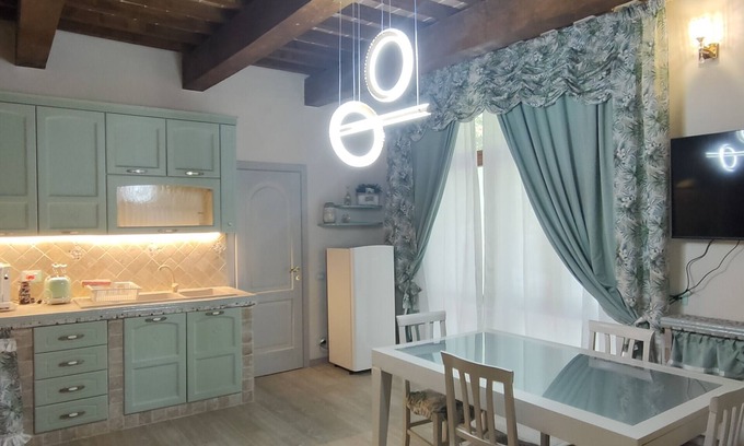 Ponsacco Apartamento | THE RUSTIC NEST SUITE