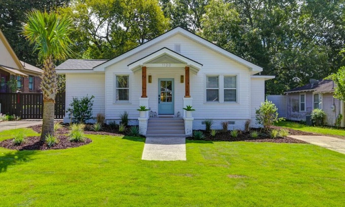 Earlewood Casa | The Sabal | 3BR/3BA w/ Hot Tub & Fire Pit