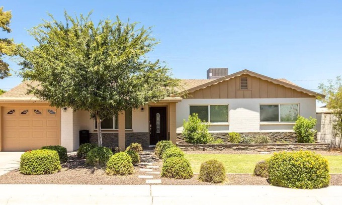 Papago Parkway Casa | The Sanctuary at Old Town Scottsdale