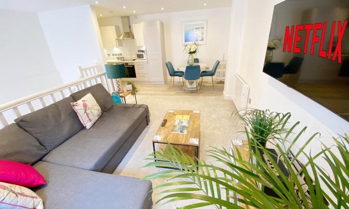 Bournemouth Apartamento | The Seaside Maisonette. Free Parking/Close To Town