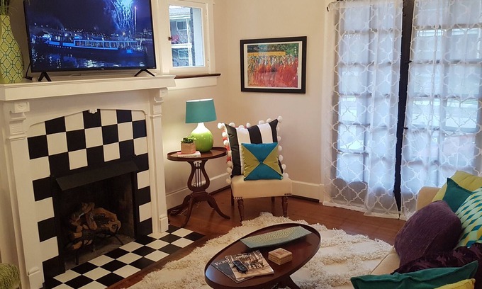 Bonnycastle Casa | The Secretariat * Highlands * Derby * Pet Friendly* Restaurant Row*Cherokee Park