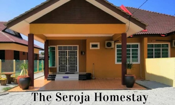 Kuala Terengganu Casa | The Seroja Homestay Gong Badak