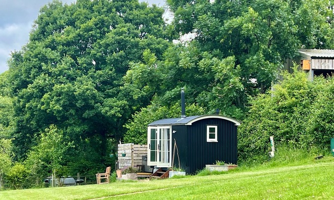 West Compton Chalet De Esquí | The Shepherds Snug - sleeps 2 guests in 1 bedroom