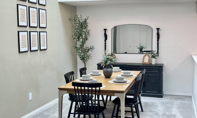 Bull Mountain Casa | The Skylight Haven - Beautiful Home in Summer Lake