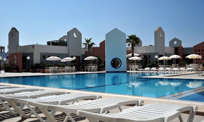 Paceville Hotel | The St George Park Hotel