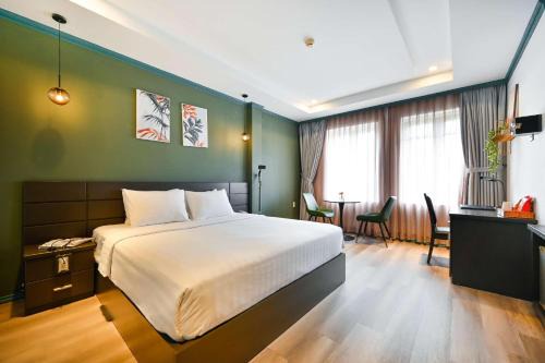 Phu My Hung Hotel | THE STAR HOTEL - Phú Mỹ Hưng, Hồ Chí Minh