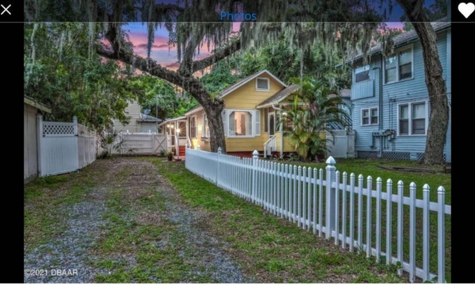 Daytona Beach Cabaña | The Sun Kissed Cottage (minutes from the beach!)