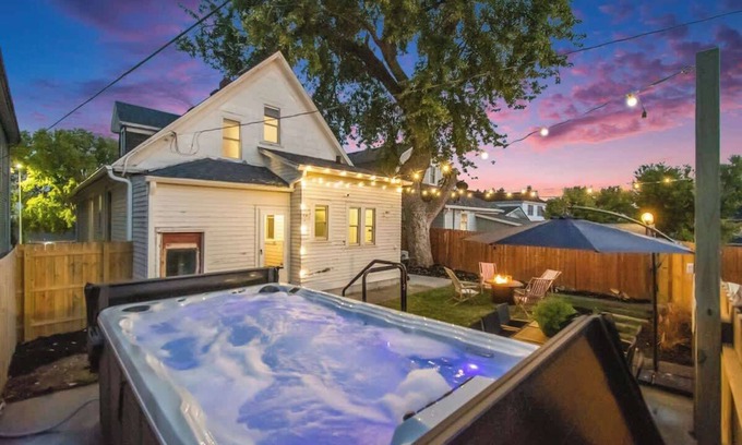 Southeast Omaha Casa | The Swim Spa Spot Near Downtown!