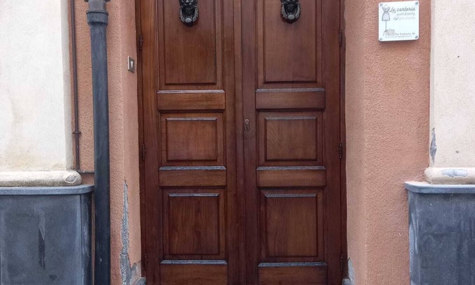 Centuripe Apartamento | "The Tailoring" a thread of history in the heart of the country