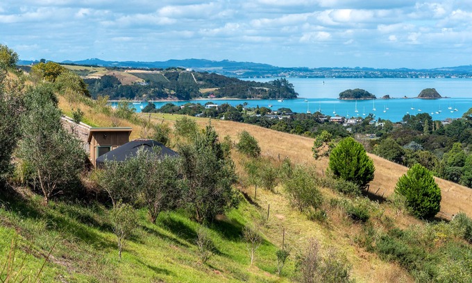 Palm Beach Chalet De Esquí | Las terrazas - Stay Waiheke