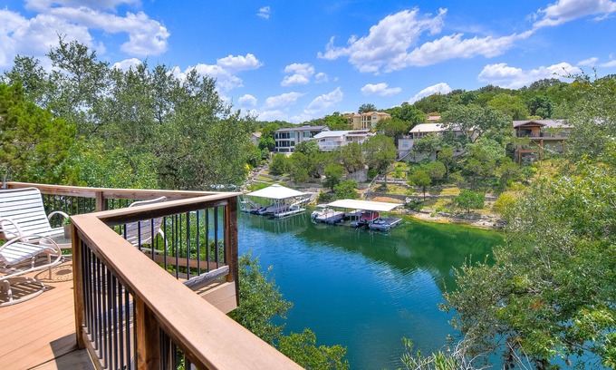 Lakeway Villa | La casa del árbol en el lago Travis