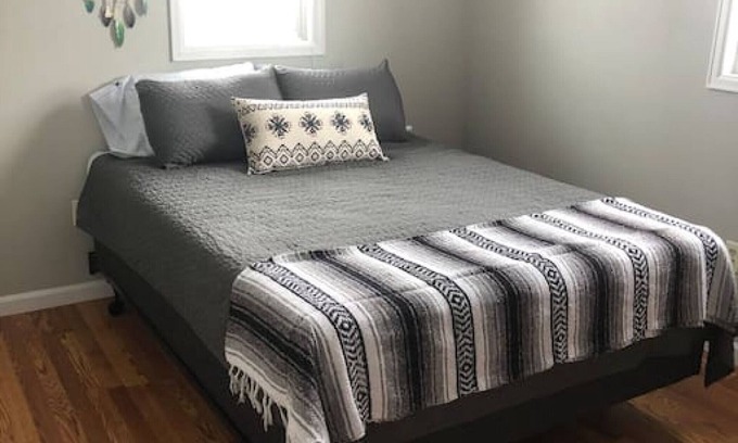 Cheyenne Apartamento | The Tribe Space- Country, but close