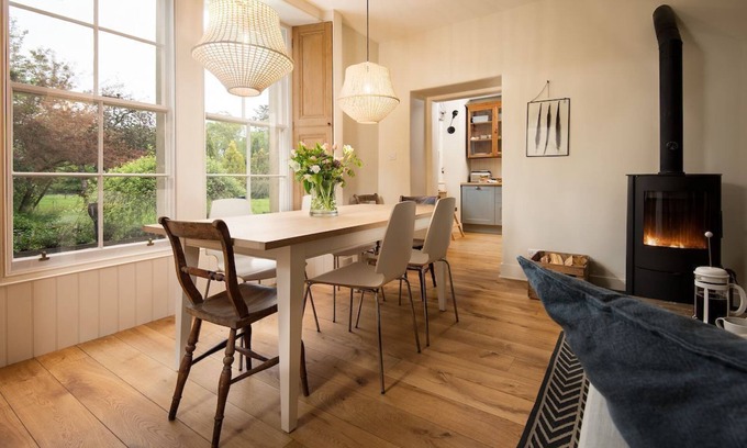 St Boswells Casa | The Trouthouse - sleeping 6 guests in three bedrooms