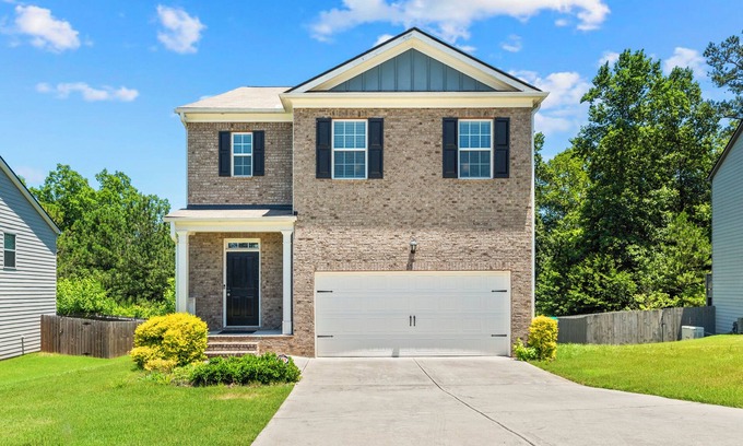 Cliftondale Casa | The Ultimate Residence: 5-Bedroom Dream Home by Deity Villas