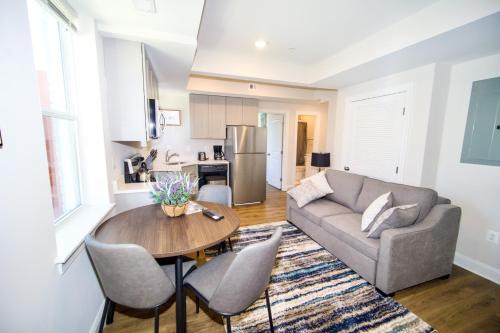 Brightwood Park Apartamento | The Vianny:Petite Modern Lodge