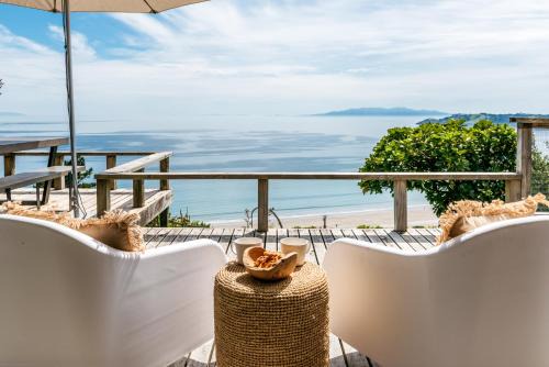 Onetangi Casa | The View - Coast & Country