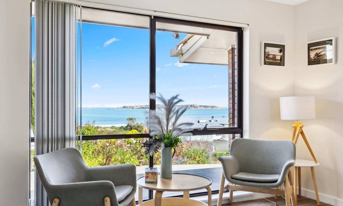 McCracken Casa | The Views Beach House, Pet friendly, WiFi