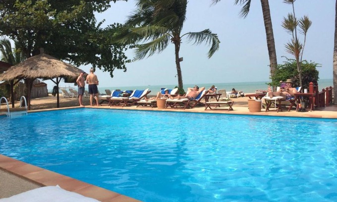 Bophut Hotel | The Waterfront Hotel at Fishermans Village