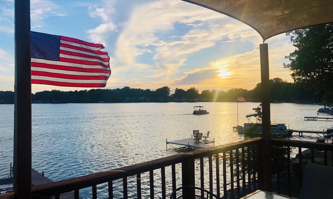 Middlebury Cabaña | The Wellington Cottage