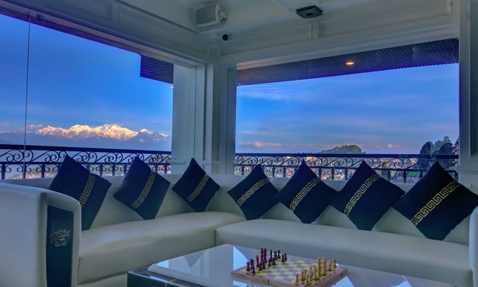 Darjeeling Hotel | The West Gate Posada By Summit