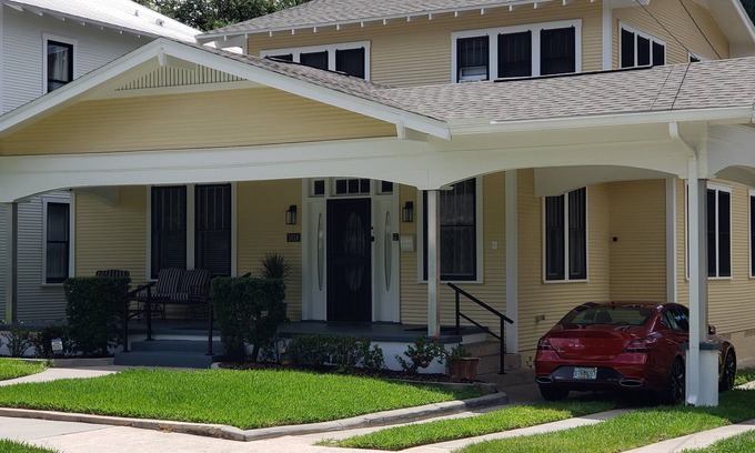 Ybor City Casa | The Ybor House - Vintage Bungalow in Central Tampa