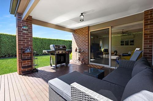 Paynesville Casa | The Yellow Fish