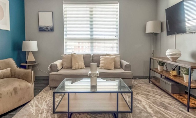 University District Apartamento | TheNine 4BD 2 - Cuatro Habitaciones Piso, Capacidad 8