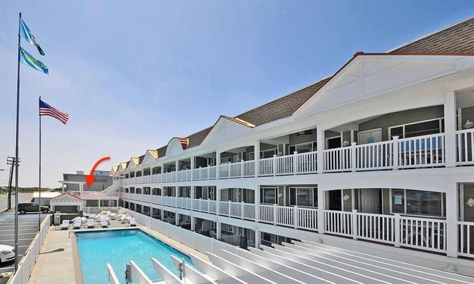 Avalon Condominio | Este adorable condominio de BEACH BLOCK en Ocean View es uno de los lugares perfectos para salir de Avalon.