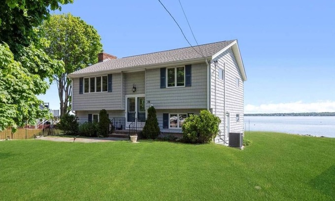 Saunderstown Casa | 26 Riptide Drive