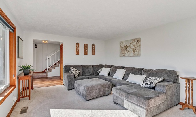 Lebanon Casa | This house is a 4 bedroom(s), 2.5 bathrooms, located in Lebanon, OR.