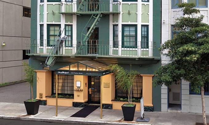 Fillmore District Casa | This is a room in a Hotel