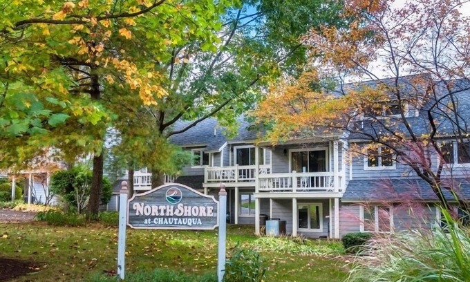 Chautauqua Condominio | This is a timeshare condominium complex located on the northern end of Chautauqua Institution at 20 Elm Lane.