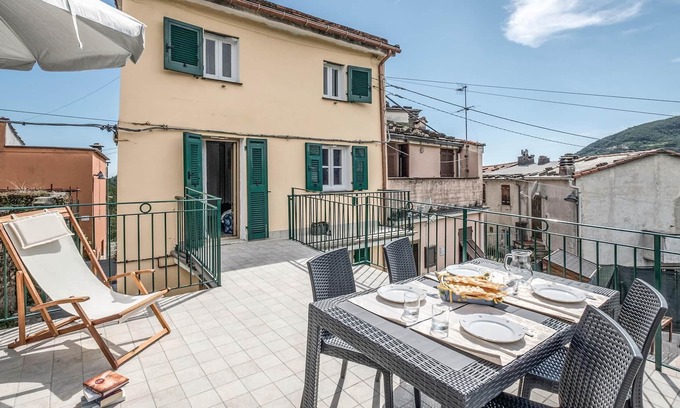 Sestri Levante Casa | Alojamiento de 3 habitaciones en Villa Rovereto -GE-