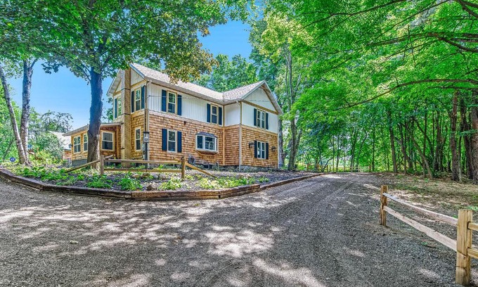 Fennville Casa | Thorndale