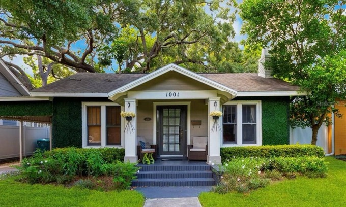 South Eola Casa | Thorton Park - Walking to Great Restaurants, Pubs, Wine Bars, Coffee & Lake Eola