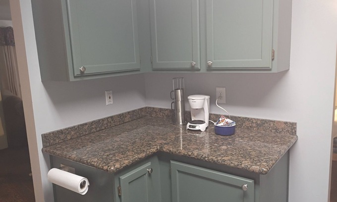 Snohomish Casa | Three bedroom home on 18 wooded acres, quiet retreat like setting