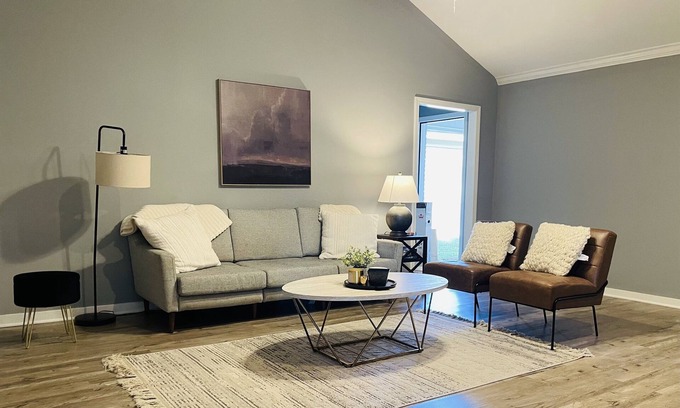 Flowood Casa | Three Bedroom Home Reservoir Getaway